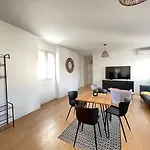 Banjul - Bel Appartement A Reims